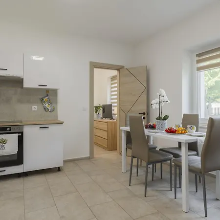 Sio 46 2 By Interhome דירה