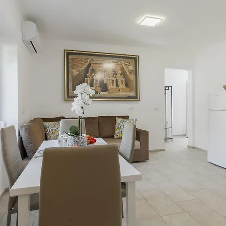 Sio 46 2 By Interhome * שיופוק